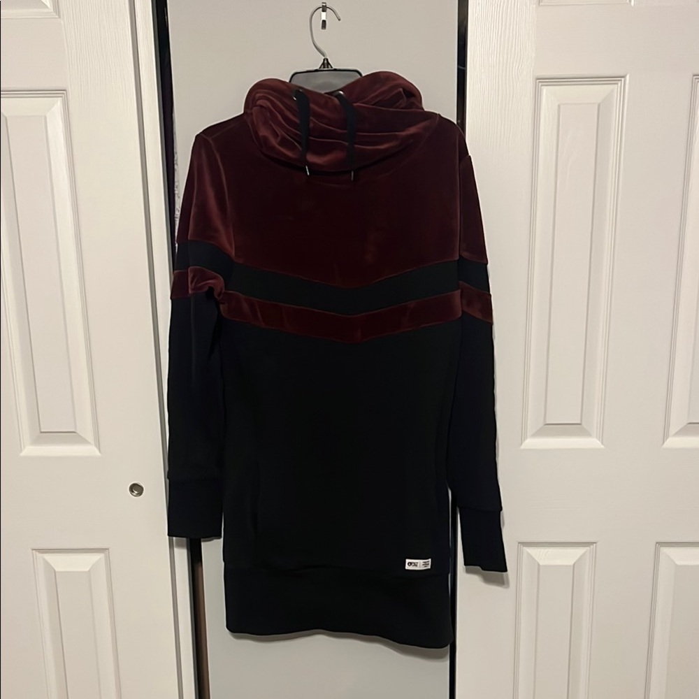 Picture Organic Clothing Black and Maroon Hoodie Dress